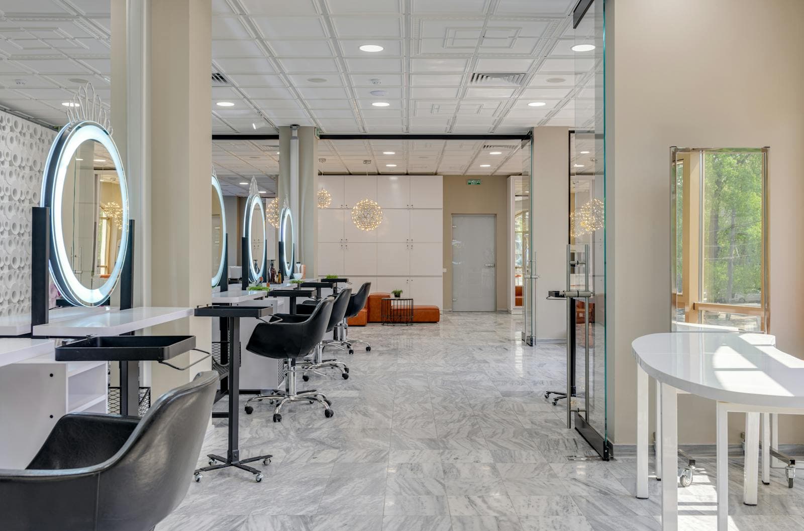Negocio de belleza profesional gestionado con Bokaru